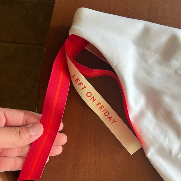 Left on Friday NWOT Wear To Bikini Bottom in coconut (sold out online!) size M - Picture 3 of 5